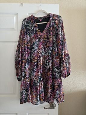Vince Camuto Multicolor And Black Floral V-Neck Tunic Dress